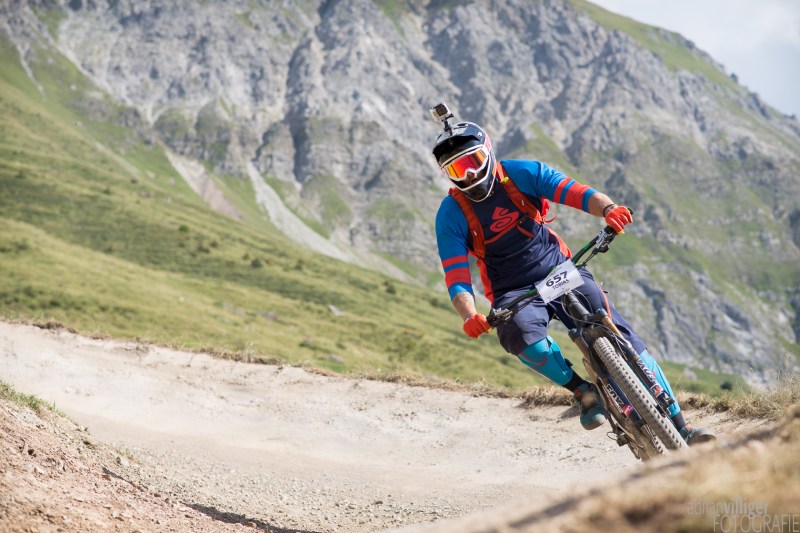 15_08_08_TrekBikeAttack-1388