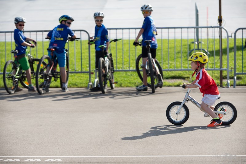 16_D600_KidsOnTrack-3731